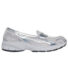 Skechers- Women Var-City
