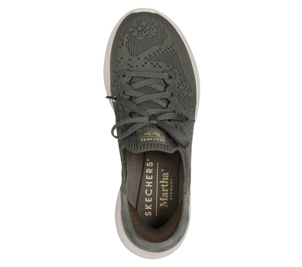 Skechers- Women Slip-ins Martha Stewart: Ultra Flex 3.0 - Back On Track