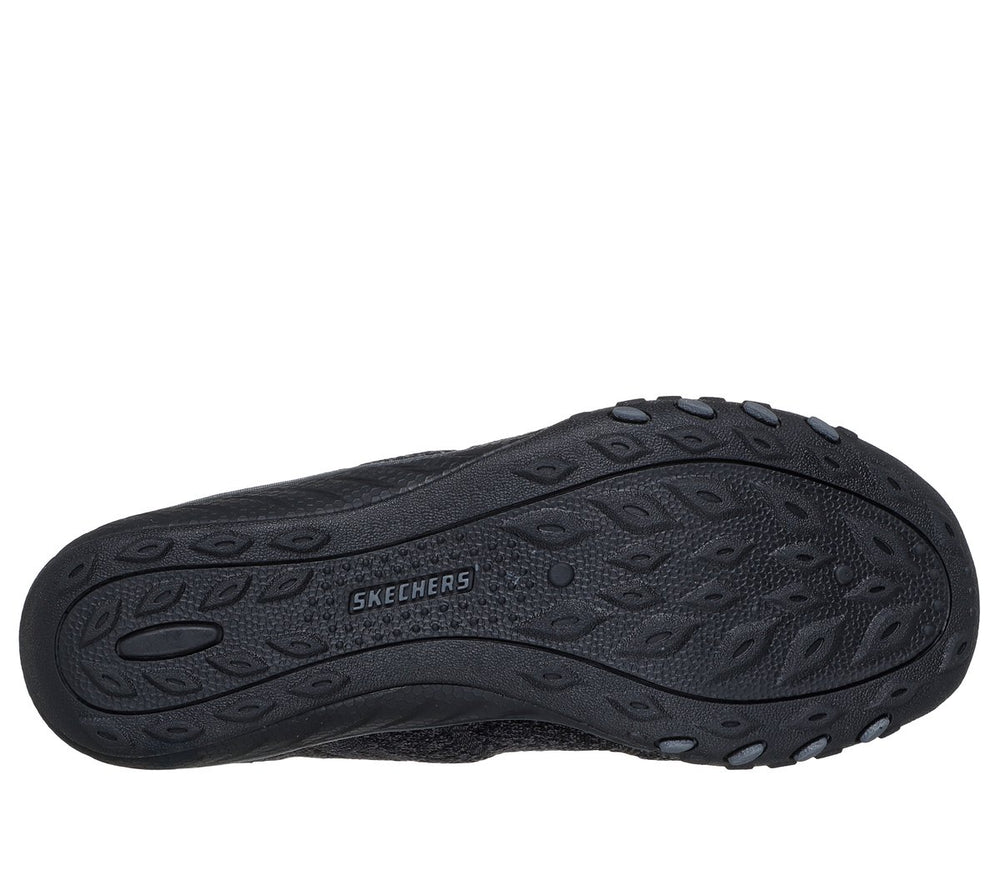 Skechers- Women Slip-ins: Breathe-Easy - Knitty Waves