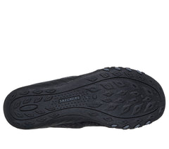 Skechers- Women Slip-ins: Breathe-Easy - Knitty Waves
