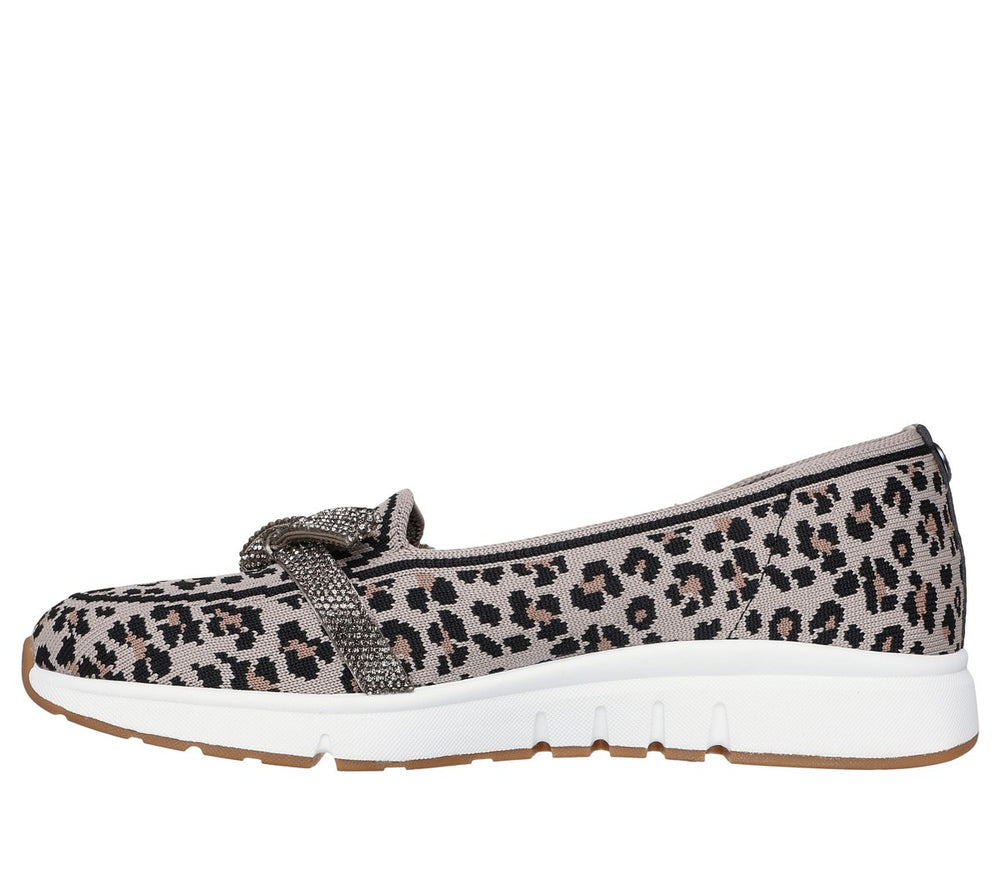 Skechers- Women Martha Stewart: Arch Fit Living