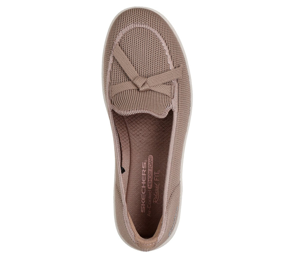 Skechers- Women Relaxed Fit: Parallel Lite - Soaring Softly