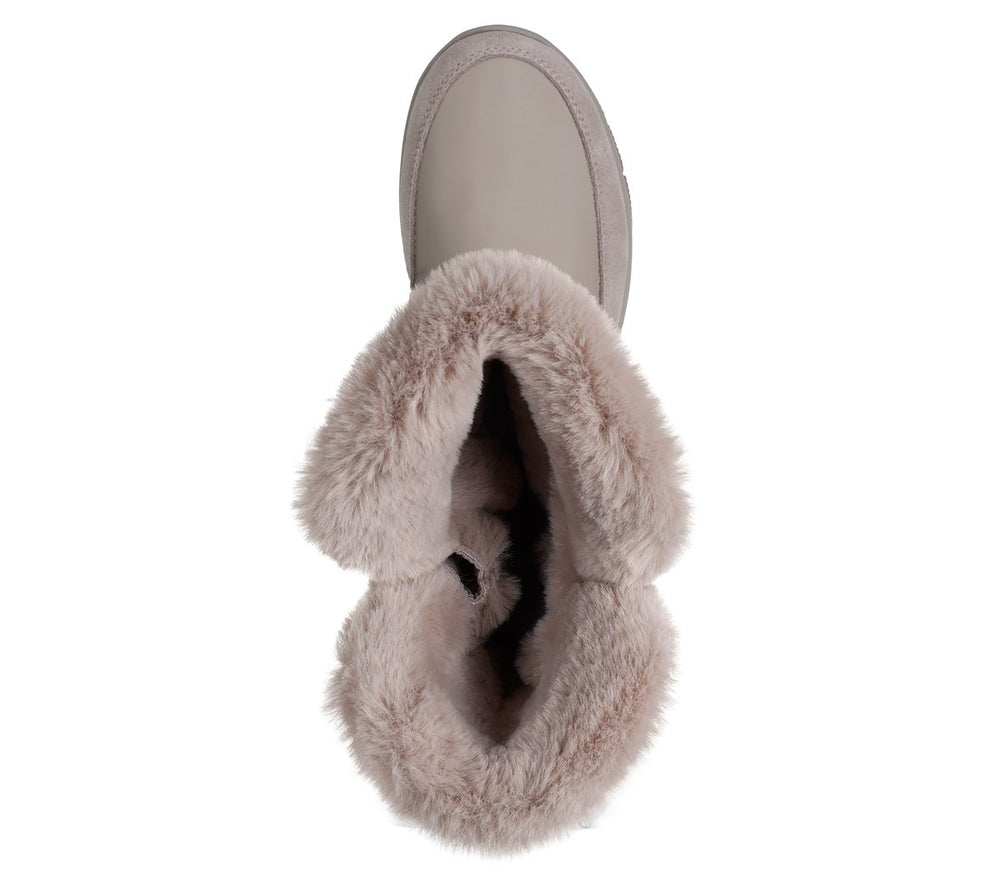Skechers- Women Waterproof Relaxed Fit: Easy Going - Snow Chillin