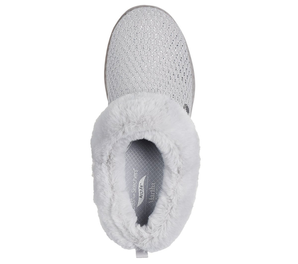 Skechers- Women Martha Stewart: Arch Fit Keepsakes