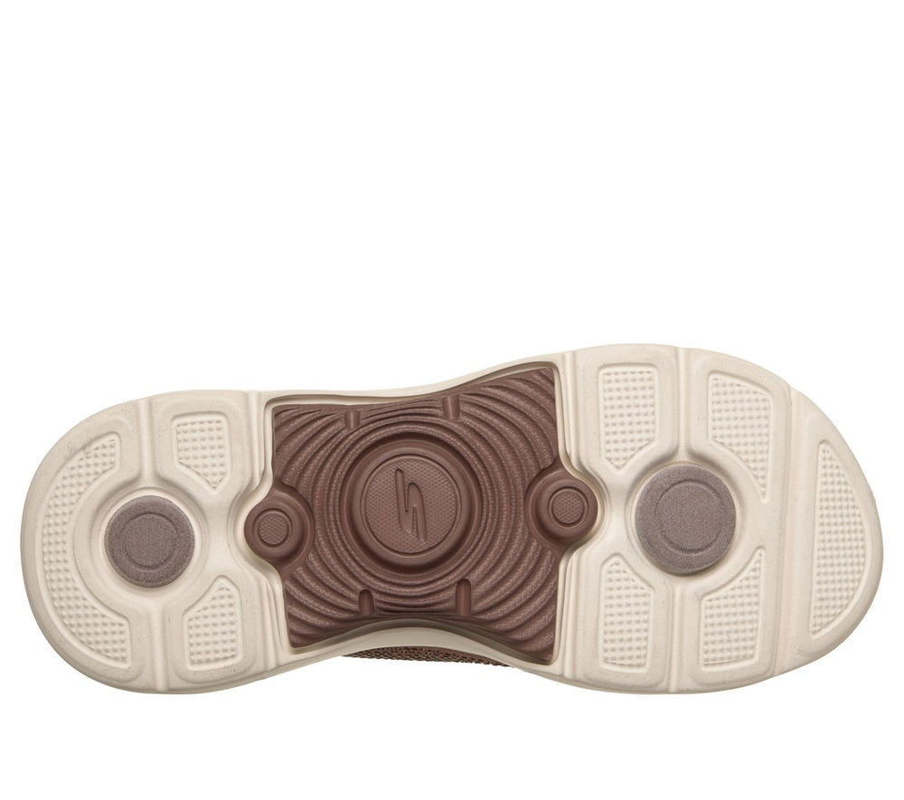 Skechers- Women|New Arrivals Martha Stewart: GO WALK Arch Fit 2.0 Sandal - Showstopper