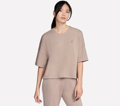 Skechers- Women SKECHLUXE Elevate Tee