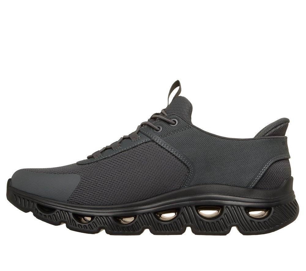 Skechers- Men Slip-ins: BOBS Sport Arc Waves - Slick Turn