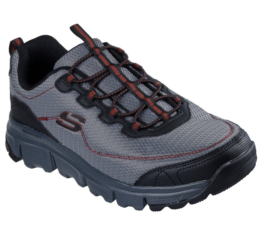 Skechers- Men Summits AT - Triple Bridges