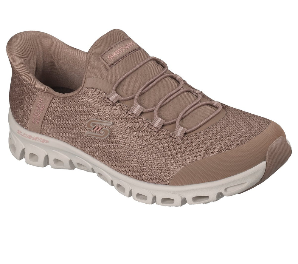 Skechers- New Arrivals Slip-ins: Glide-Step - Pursuit